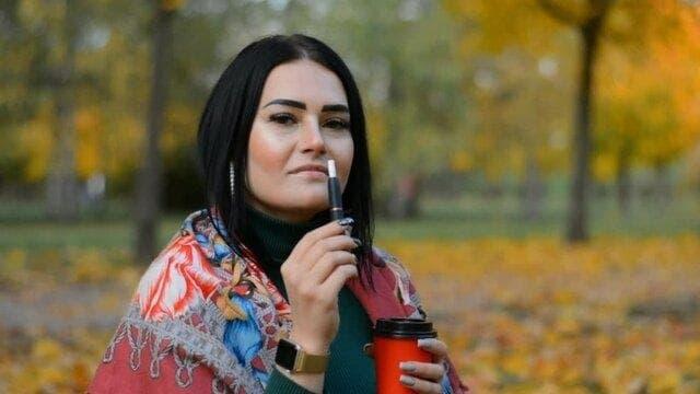 E-cigarete kullanıcıları için en iyi boğaz yakmayan likit önerileri tat testi ve fiyat karşılaştırması