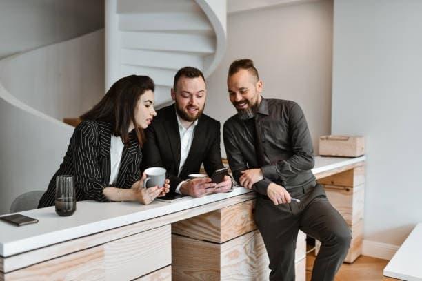 E-cigaretta seçenekleri ve mini elektronik sigara koleksiyonunda yenilikçi modeller keşfedin