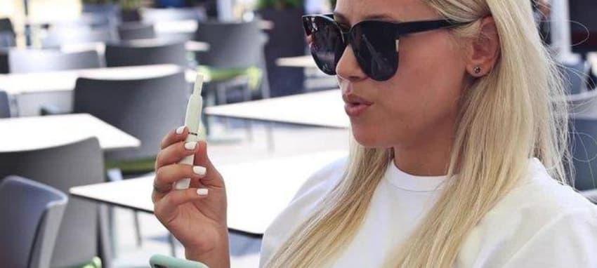 E-papierosy ile E-papierosy deneyimi üzerine virginia saat aroması ile yeni bir keşif