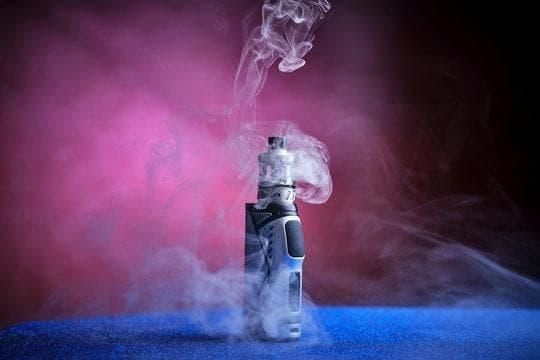 e-papierosy rehberi ve aegis boost incelemesi 2025 – performans, pil ömrü ve en iyi likit önerileri